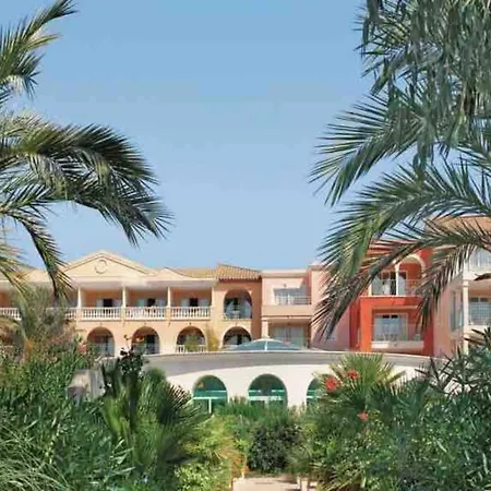 Apartment Premium Face A La Baie De St-tropez A 100m De La La Garonnette-Plage
