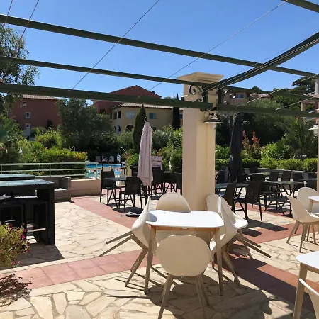 Premium Face A La Baie De St-tropez A 100m De La * La Garonnette-Plage